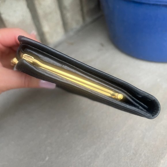 Gucci Vintage Rare Long Wallet w/ Kiss Lock - EUC! - Picture 5 of 16